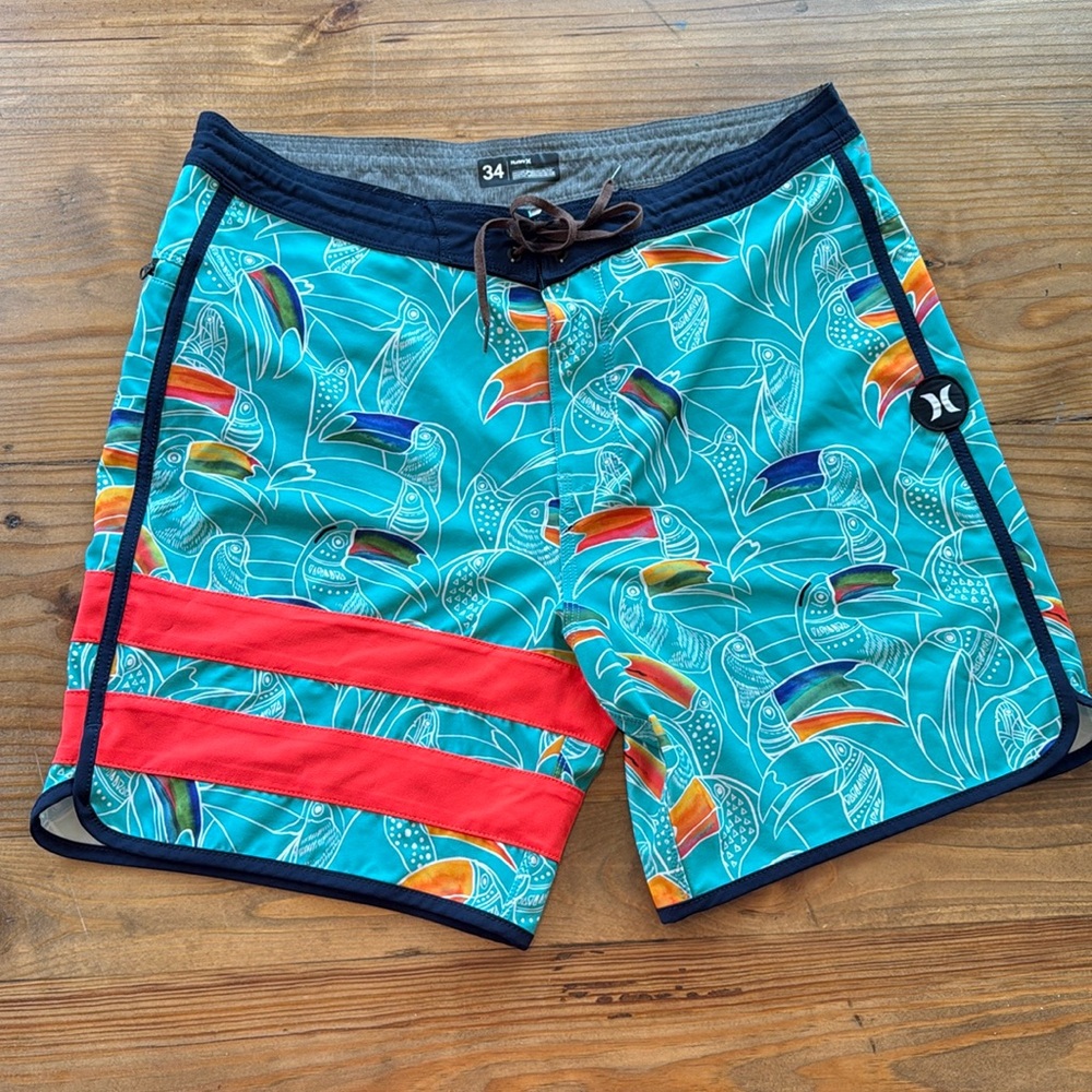 Hurley swim shorts - size 34
